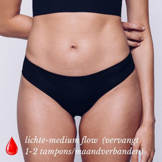 frontaal aanzicht menstruatieslip Bikini